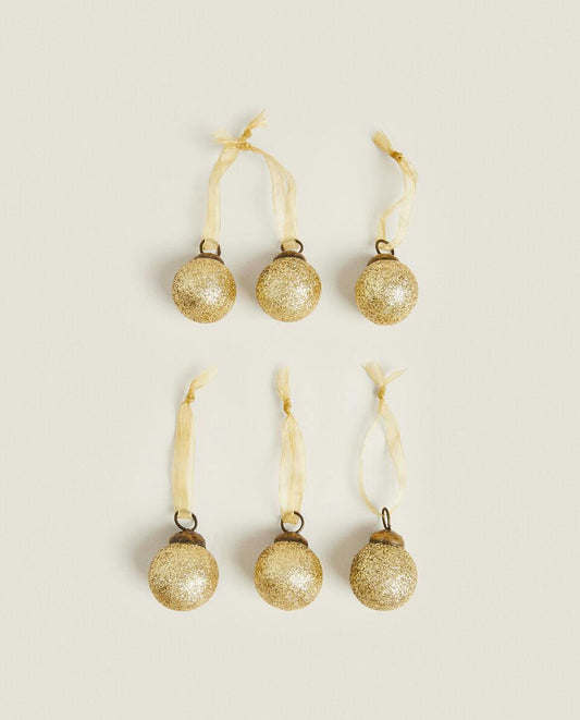 PAQUETE DE ADORNOS NAVIDEÑOS CON BRILLO (PAQUETE DE 6) 