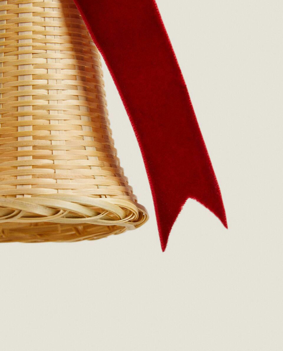 DECORAZIONE DI NATALE CON CAMPANA DI BAMBÙ 