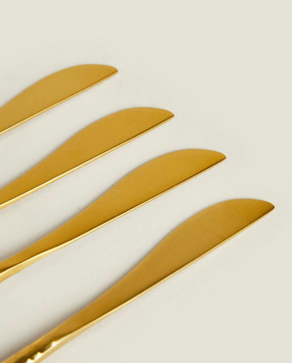 SCATOLA DA 4 COLTELLI CON MANICO MARTELLATO 