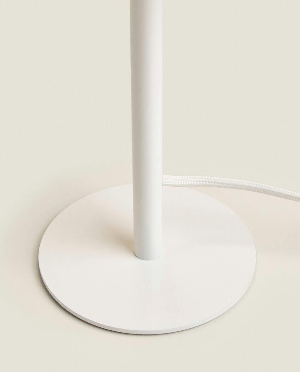 SMALL MONOCHROME LAMP