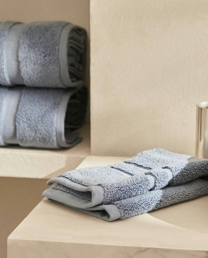 ASCIUGAMANO EXTRA MORBIDO CON DOPPIO BORDO 