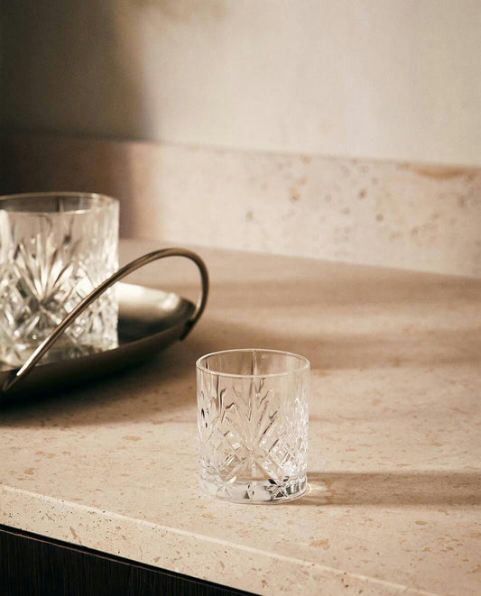 VASO DE CHUPITO CRISTALINO GRABADO 