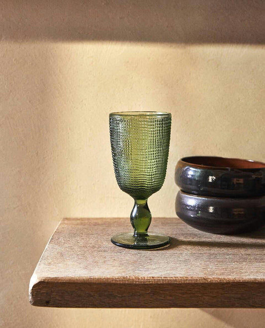 VIDRIO CON DISEÑO EN RELIEVE 