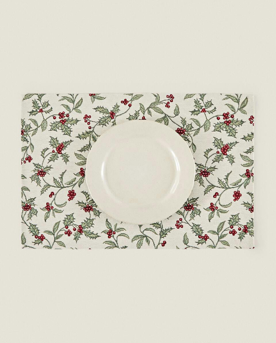 CHRISTMAS HOLLY PLACEMAT