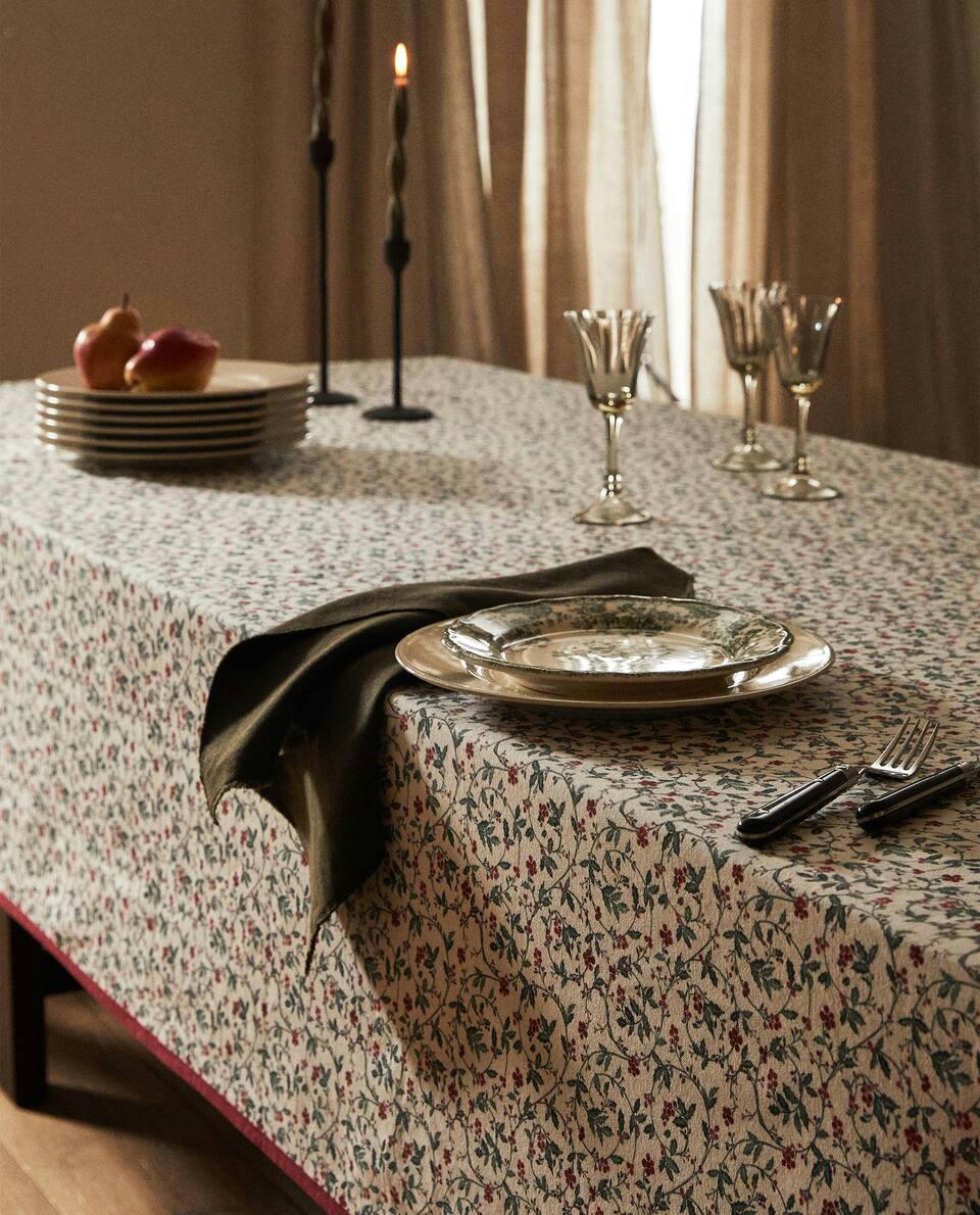 MANTEL DE ALGODÓN CON VID NAVIDEÑA 