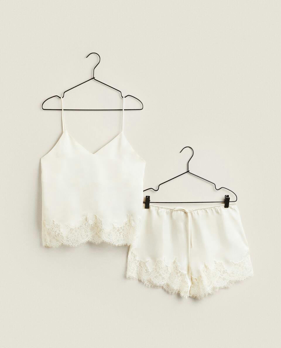 TOP IN RASO CON PIZZO BIONDO 