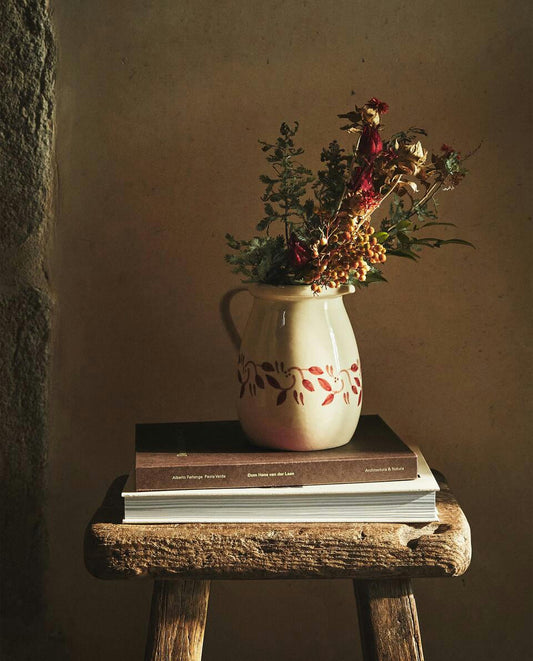 JARRA NAVIDEÑA DE CERÁMICA PINTADA 