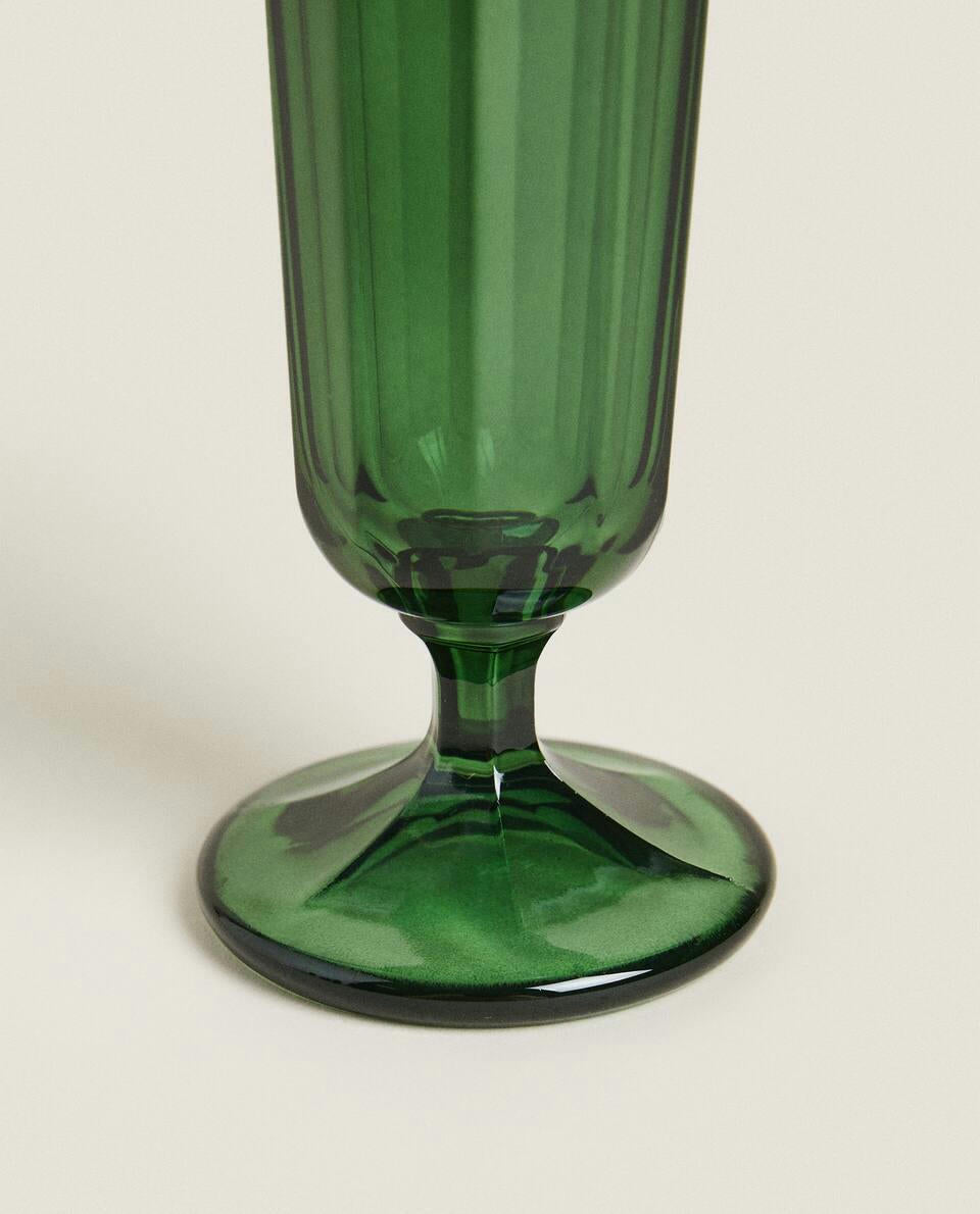 FACETED GLASSWARE SET