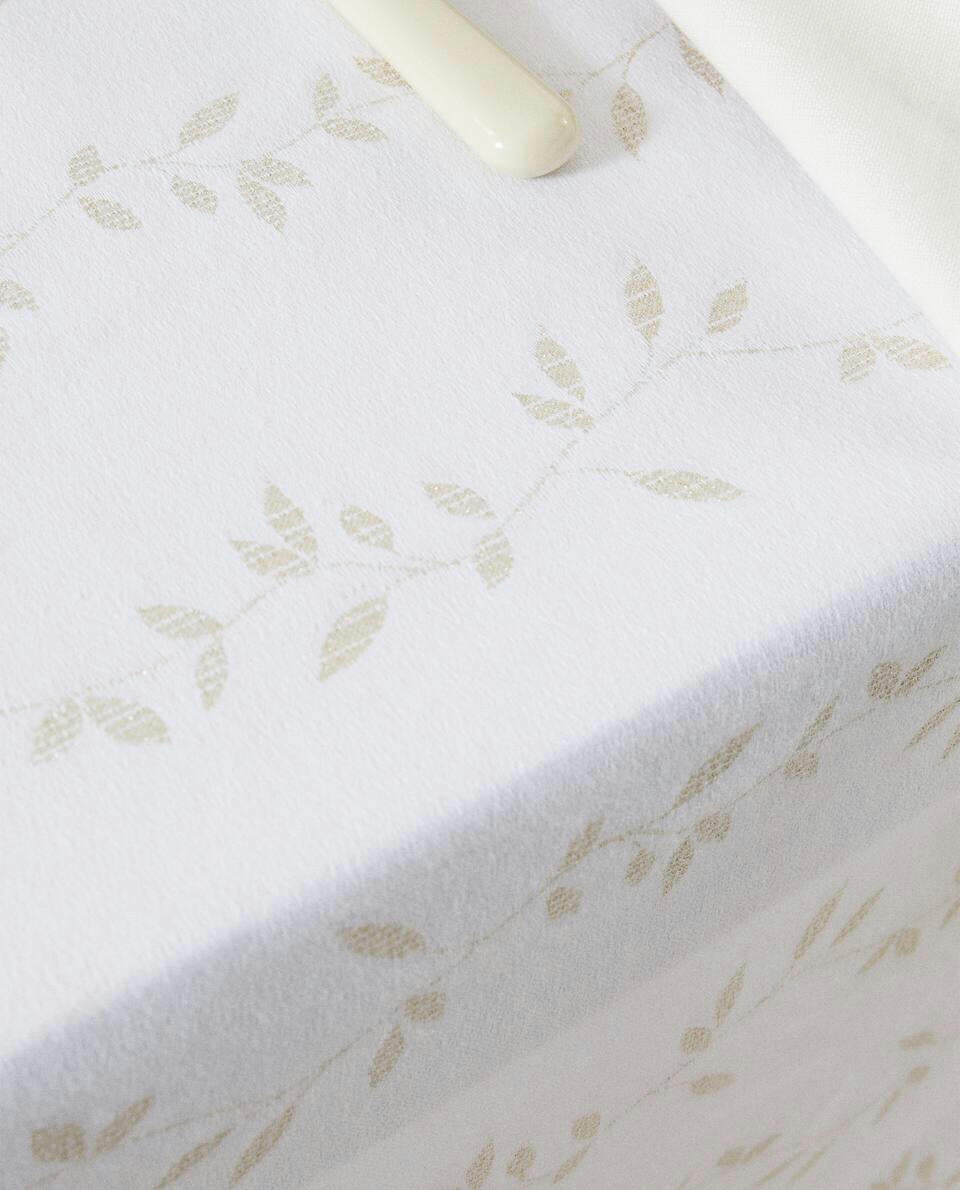 MANTEL DE ALGODÓN CON HOJAS NAVIDEÑAS BRILLANTES 