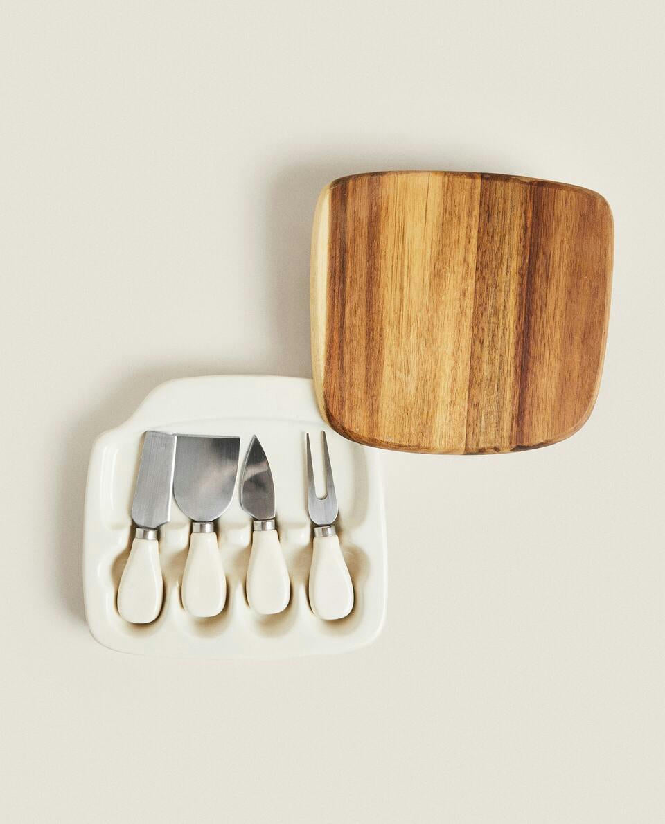 SCATOLA DI COLTELLI PER FORMAGGIO 