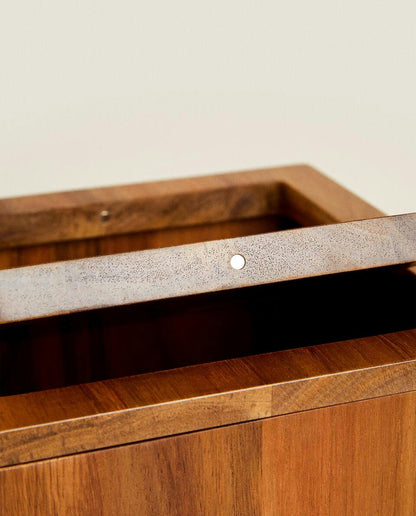 CESTINO QUADRATO IN LEGNO PER LA CARTA SPAZZATURA 