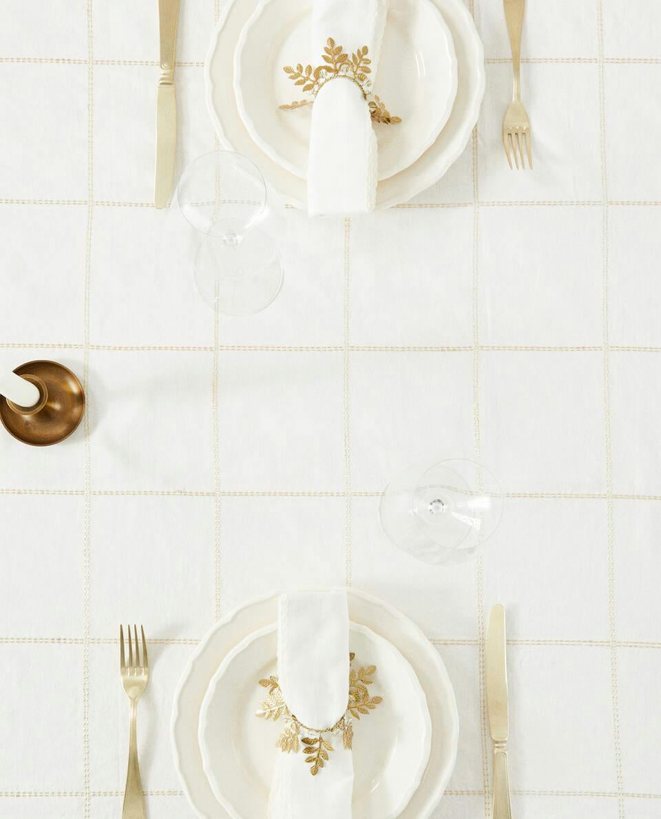 MANTEL DE LINO CON CADENA NAVIDEÑA 