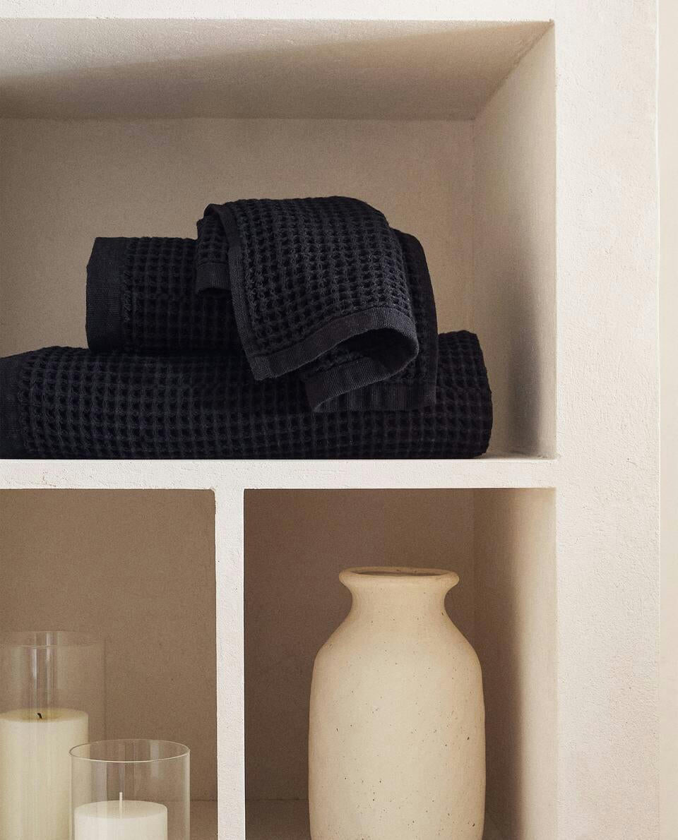 ASCIUGAMANO IN COTONE A MAGLIA A NIDO D'APE 