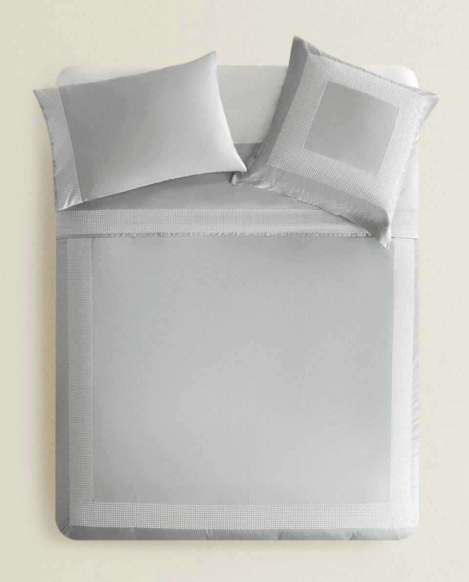 FUNDA NÓRDICA BORDADA GEOMÉTRICA 