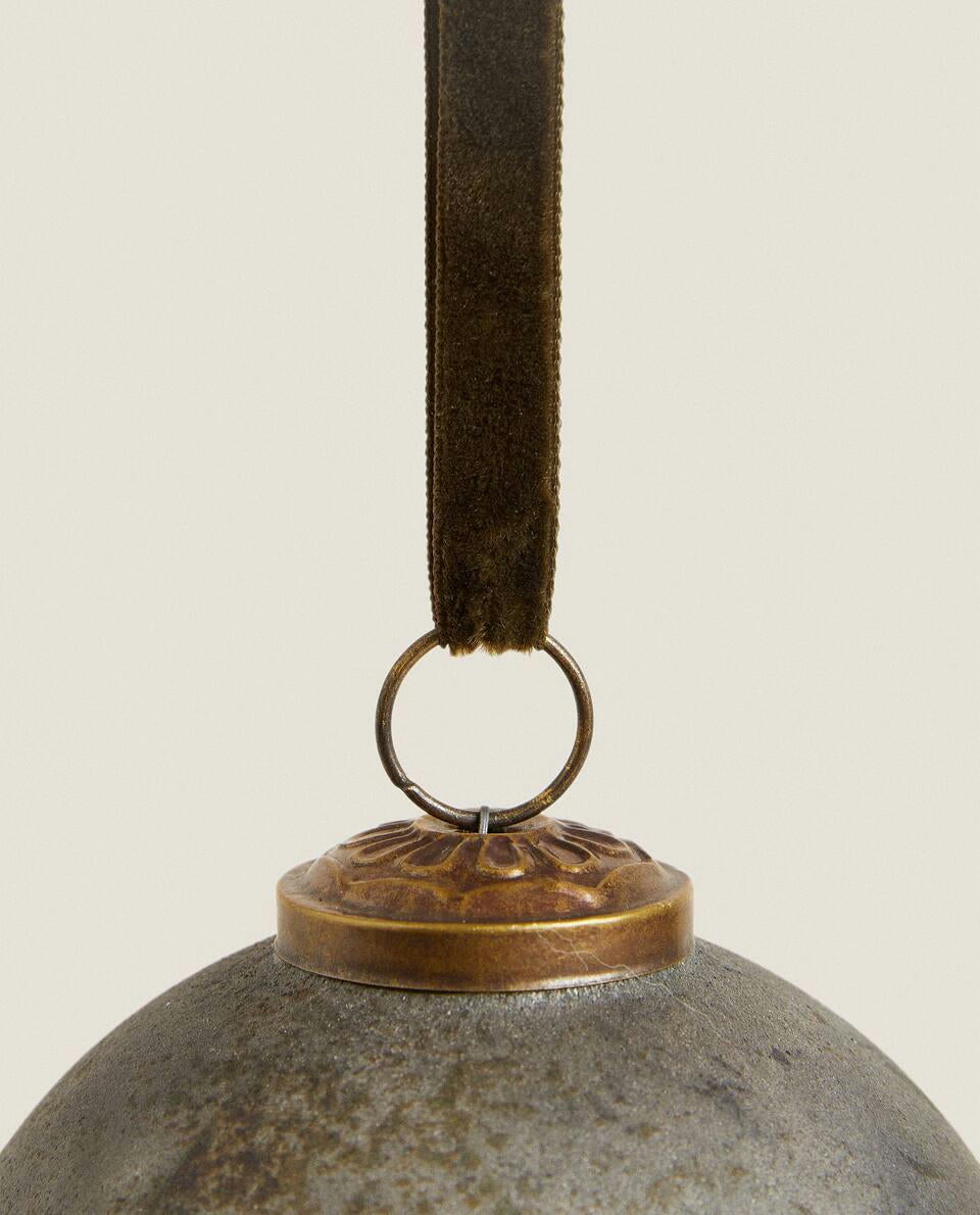 DECORAZIONE ANTICA CON PALLINE DI NATALE 