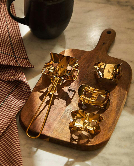 TAGLIABISCOTTI DI NATALE 