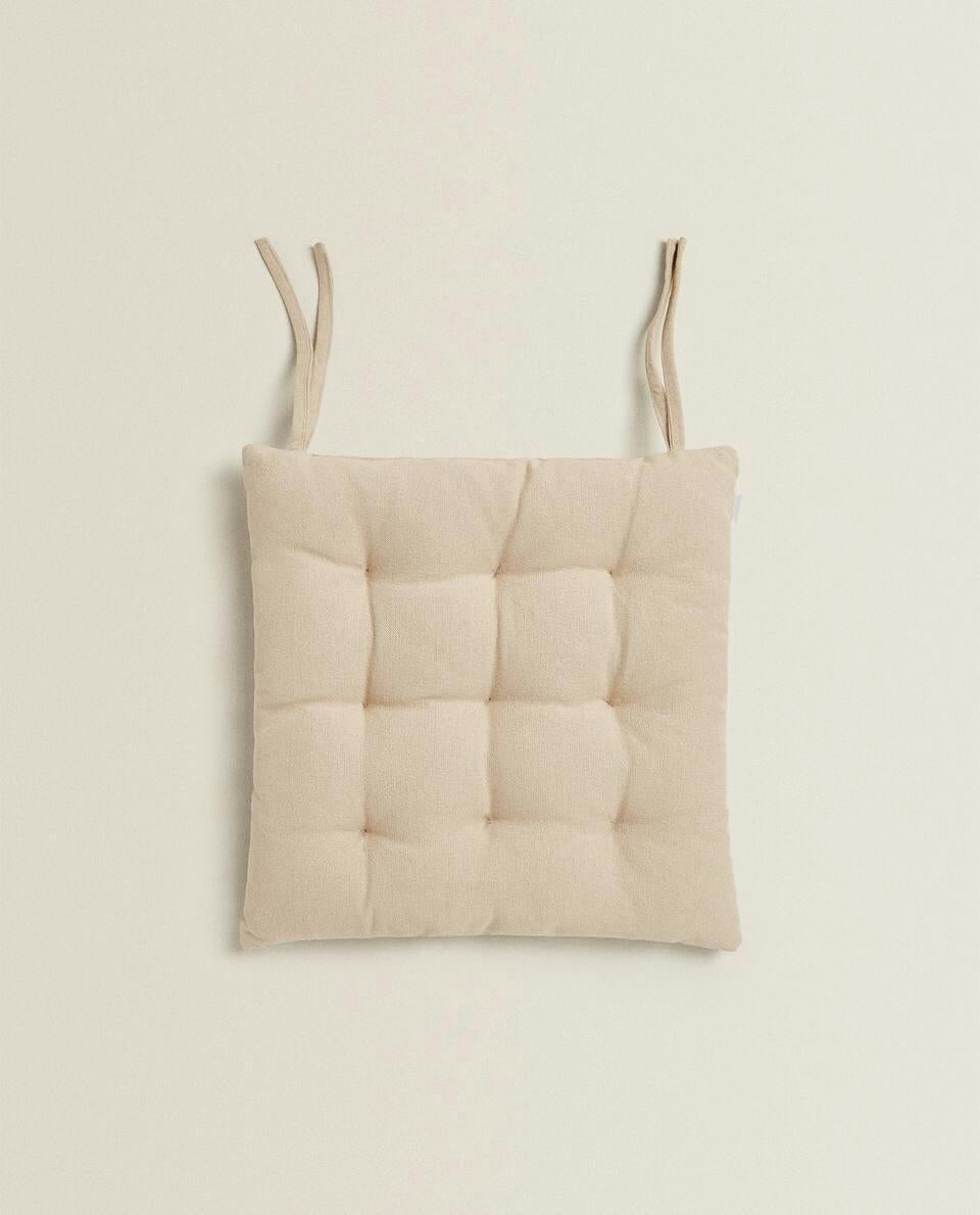 CUSCINO PER SEDIA TRAPUNTATO CON LACCI 