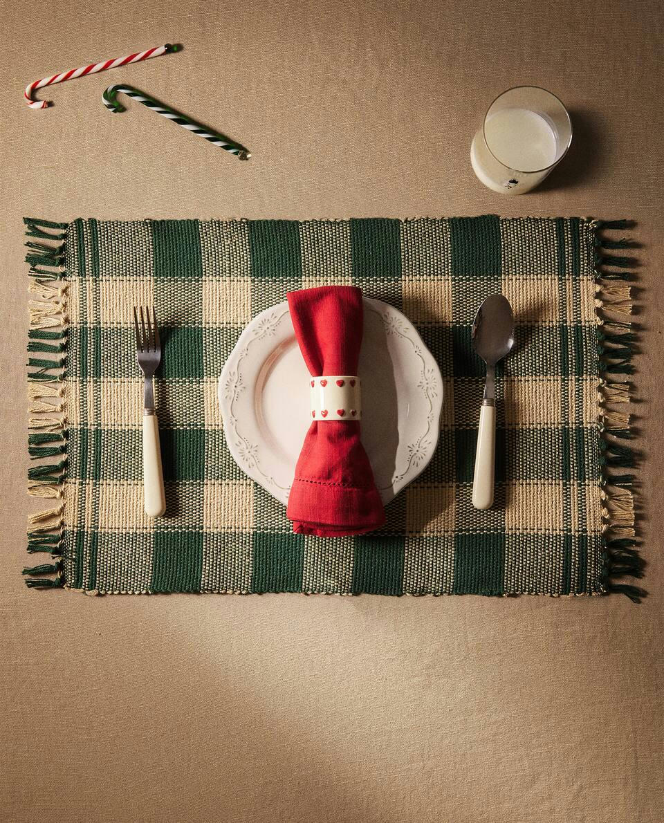 CONFEZIONE DI TOVAGLIETTE NATALIZIE A QUADRI (CONFEZIONE DA 2) 