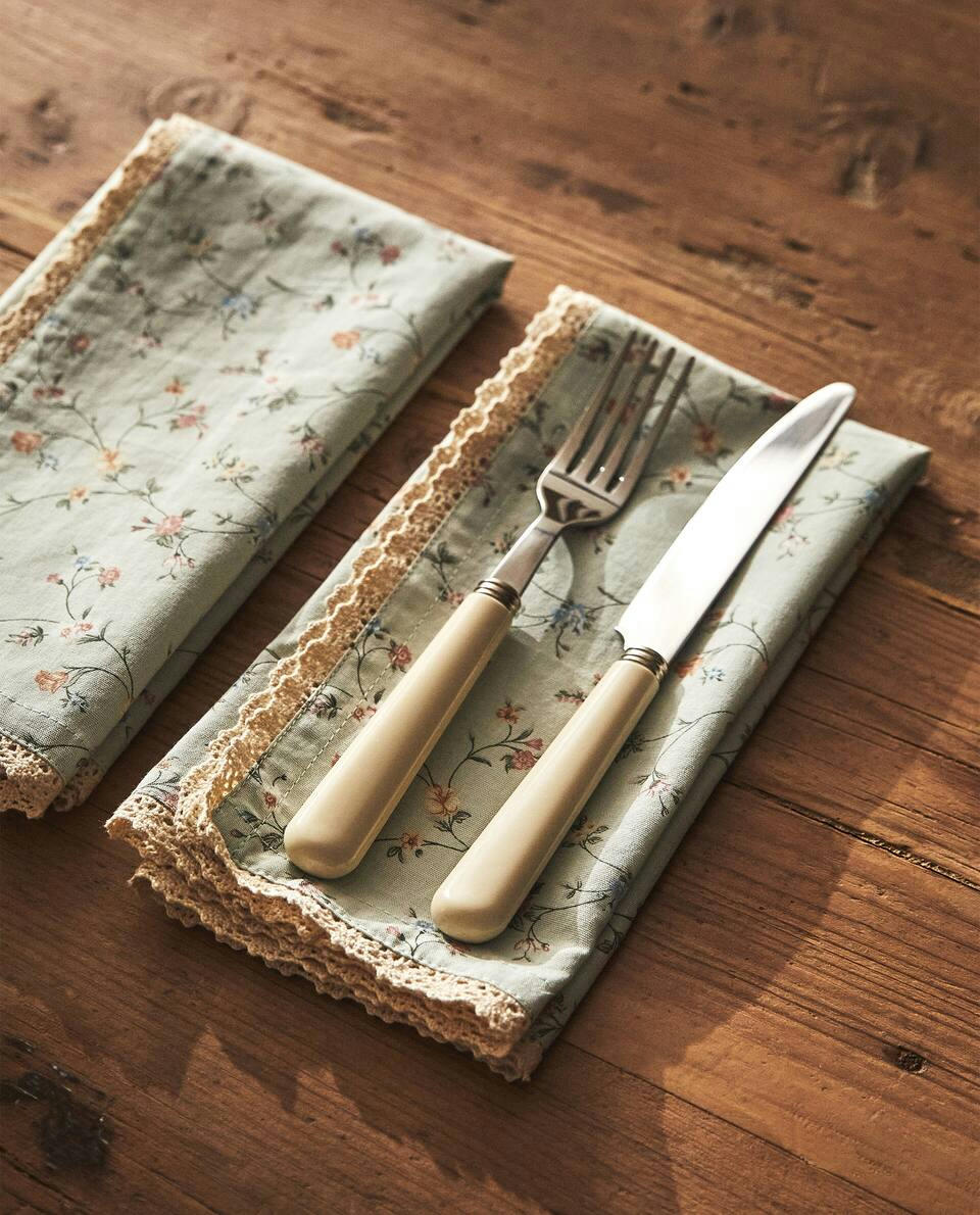 MINI TOVAGLIOLO CON STAMPA FLOREALE (CONFEZIONE DA 2) 