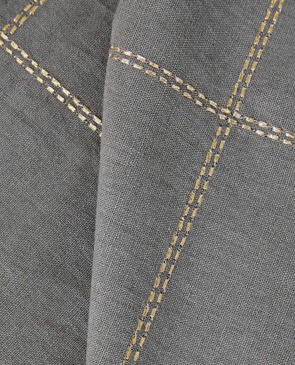 MANTEL DE LINO CON CADENA NAVIDEÑA 