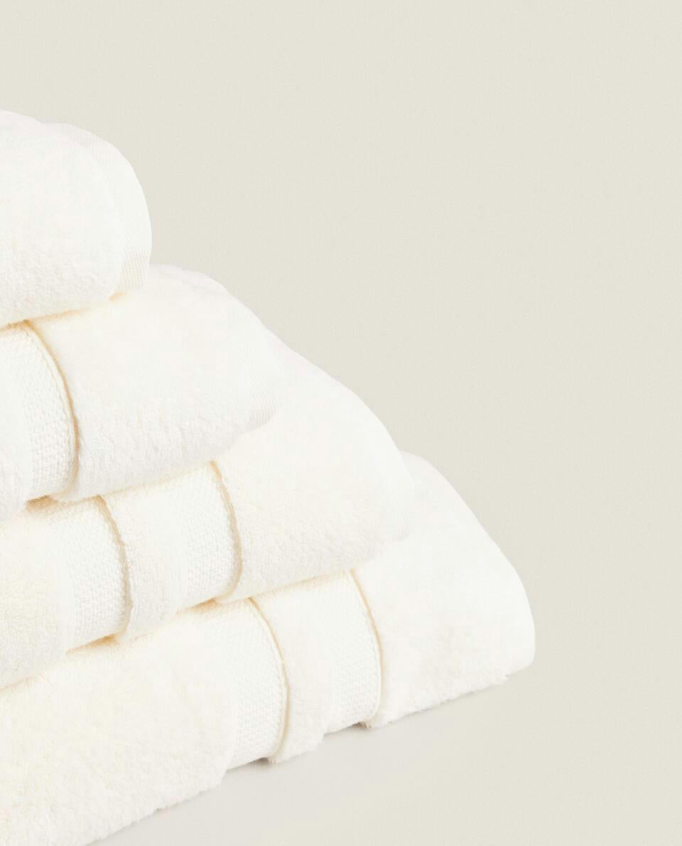 ASCIUGAMANO EXTRA MORBIDO CON DOPPIO BORDO 