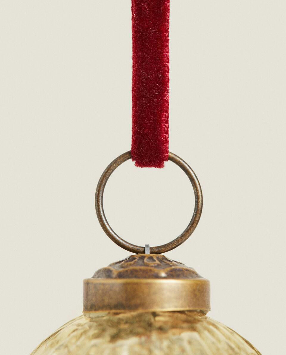 DECORAZIONE A PALLA DI NATALE A STRISCE SCREPOLATE 