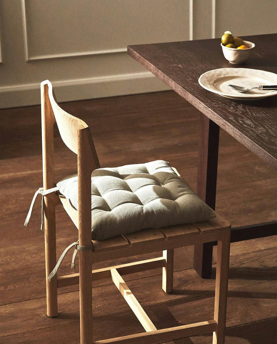 CUSCINO PER SEDIA TRAPUNTATO CON LACCI 