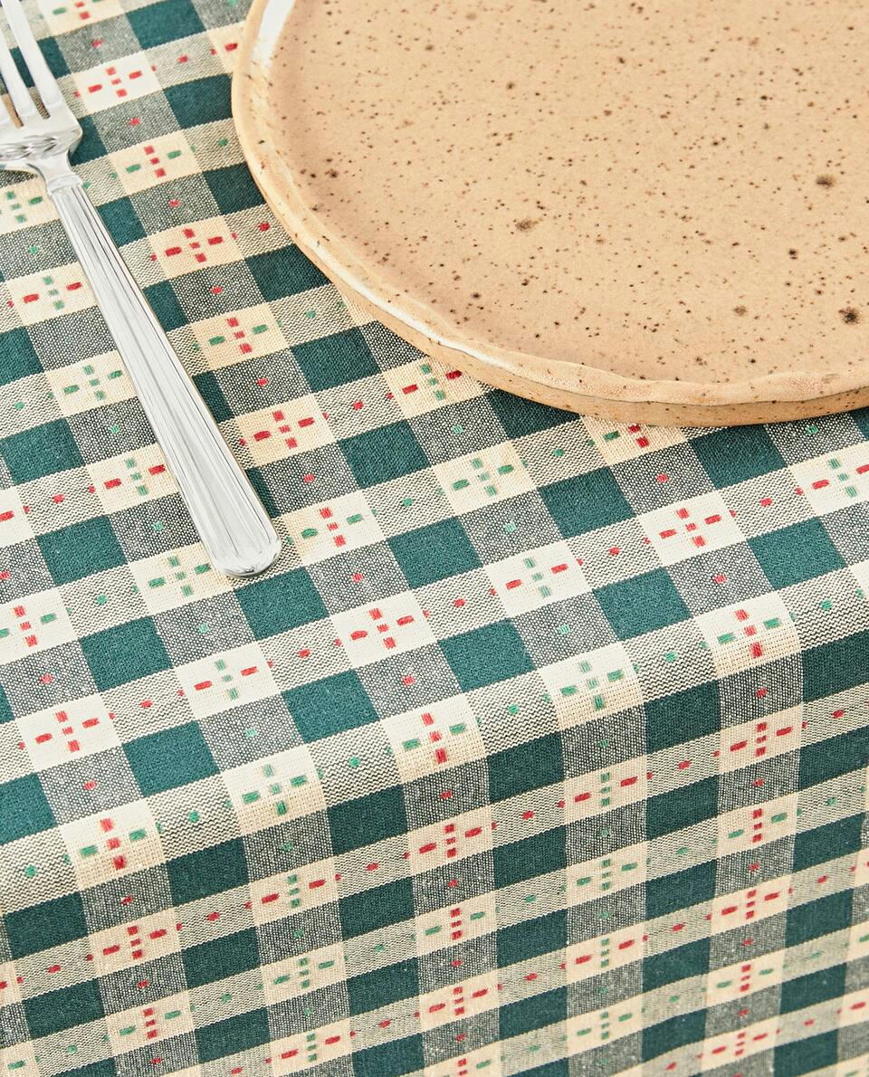 MANTEL DE CUADROS NAVIDEÑOS 