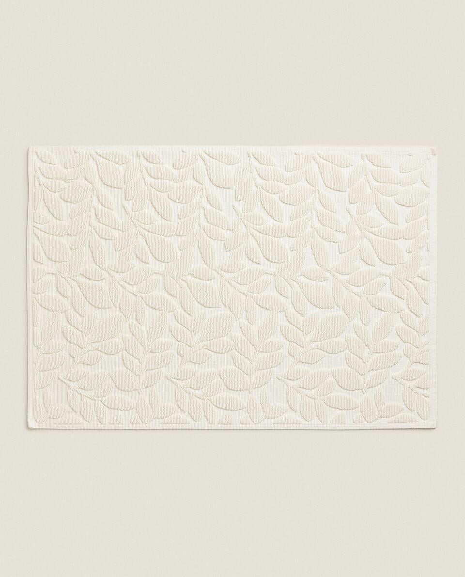 ALFOMBRA DE BAÑO JACQUARD VEGETAL 